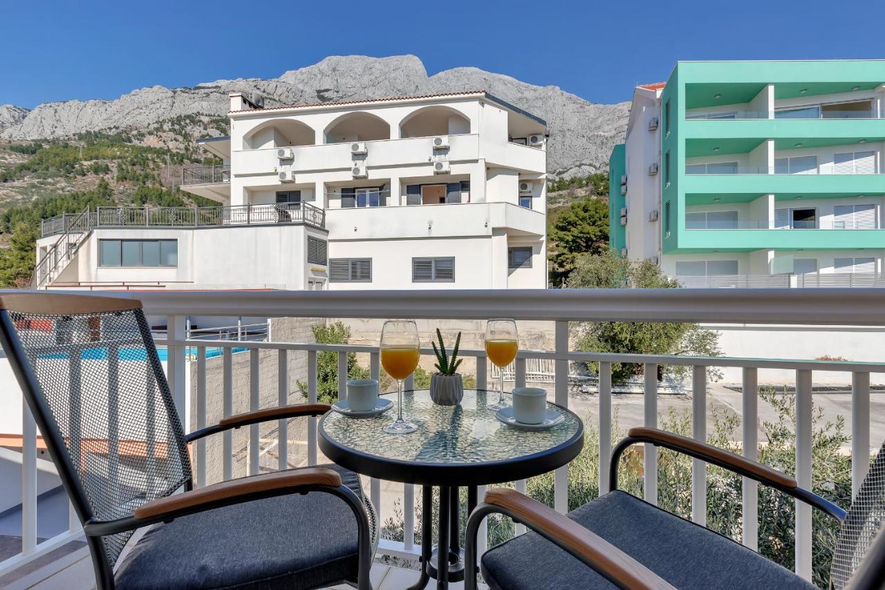 Apartman Sara Baška Voda Exterior foto